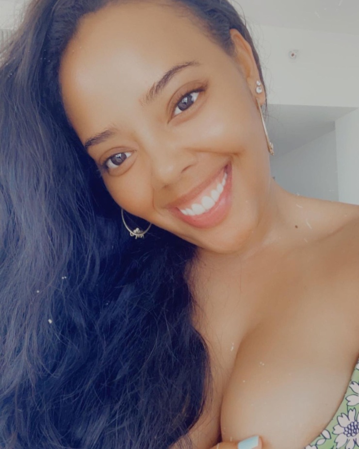 Angela Simmons