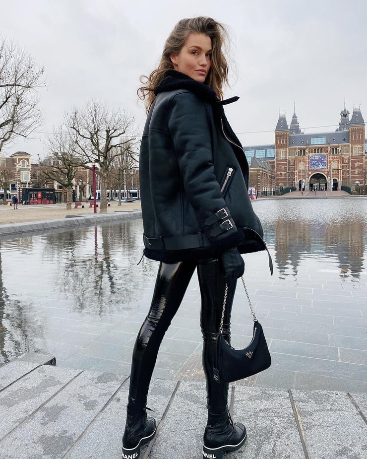 Picture of Luna Bijl