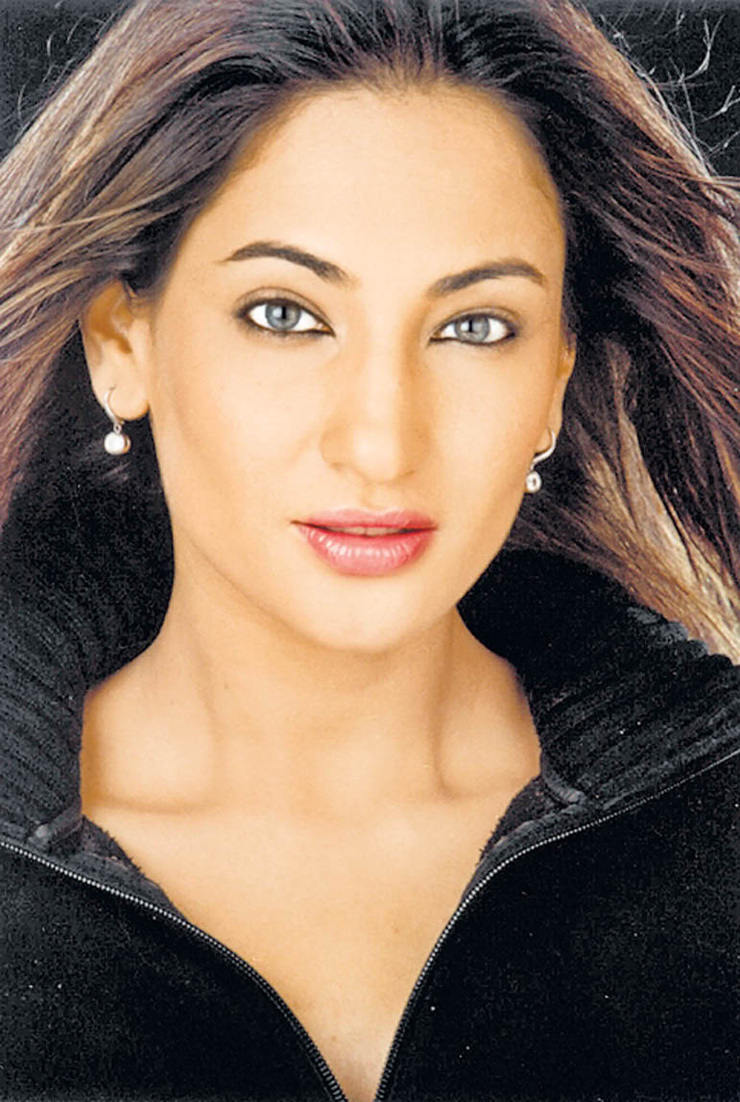 Picture of Rakhshanda Khan