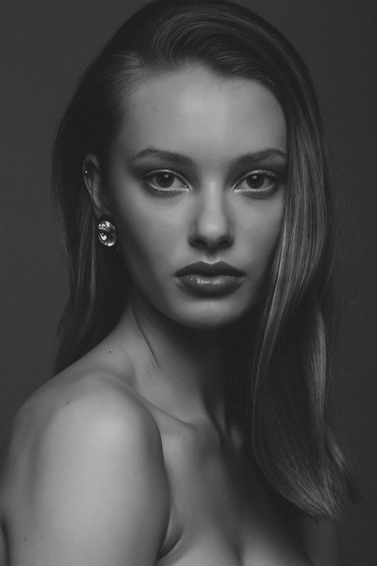 Laura Marosi Laura Marosi