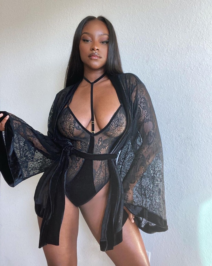Savannah Perkins Savannah Perkins