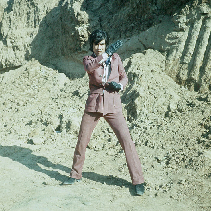 Takeshi Hongō (Hiroshi Fujioka)