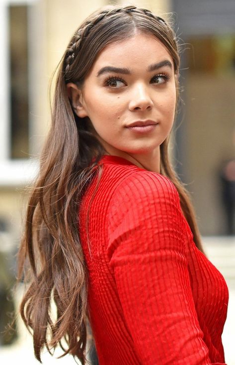 Hailee Steinfeld
