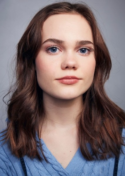 Oona Laurence
