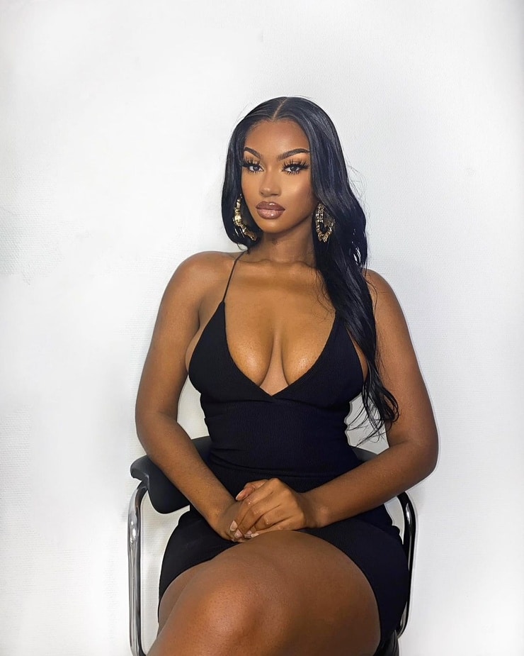 Elinda San. Elinda San.