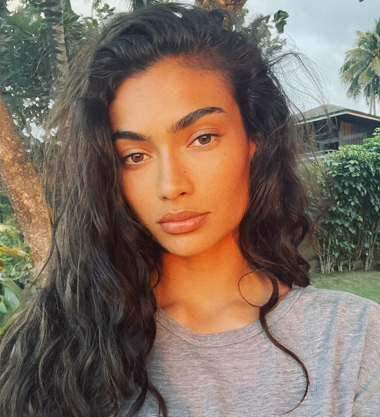 Kelly Gale