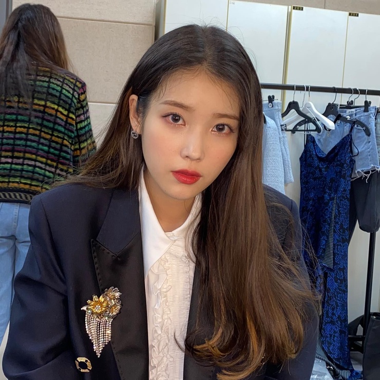 IU IU