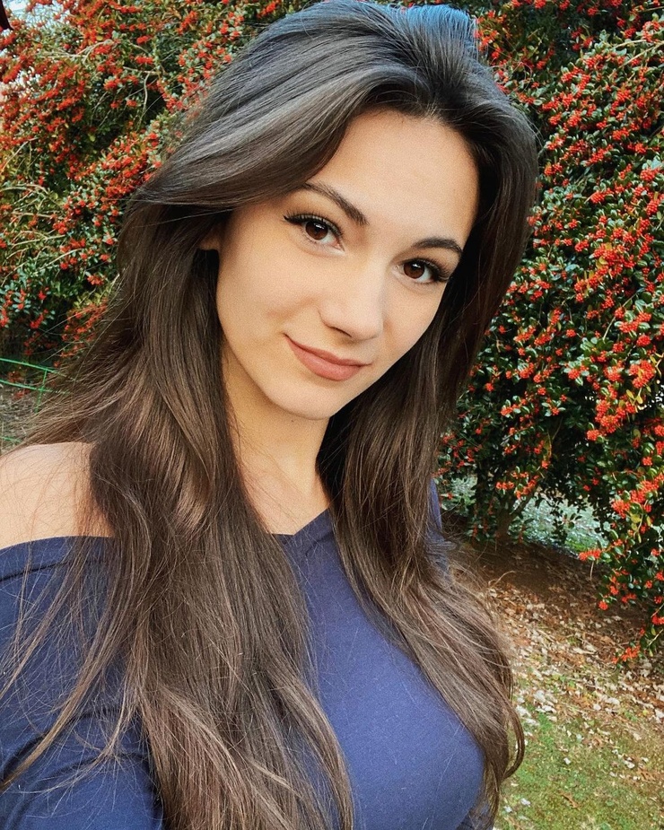 Alexia Raye Alexia Raye