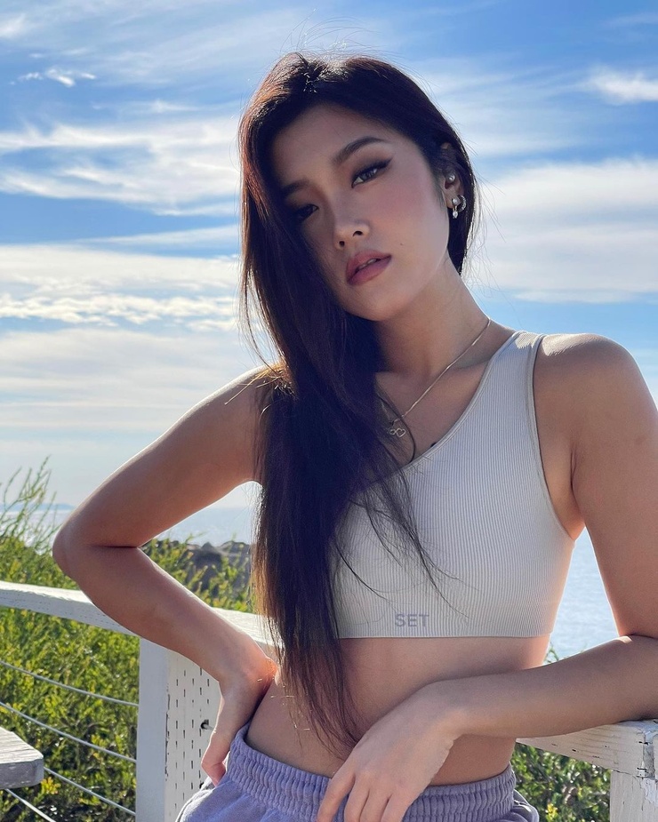 Heyoon Jeong Heyoon Jeong