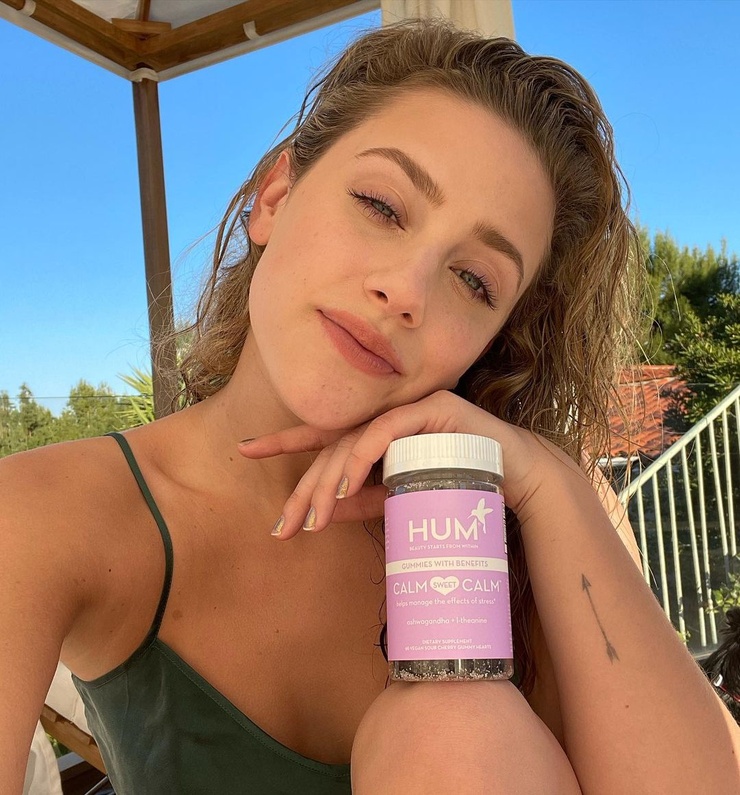 Lili Reinhart