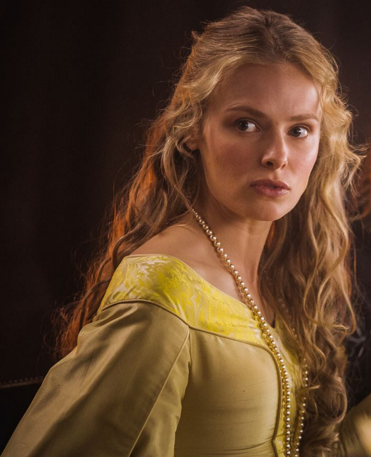 Clementine Nicholson