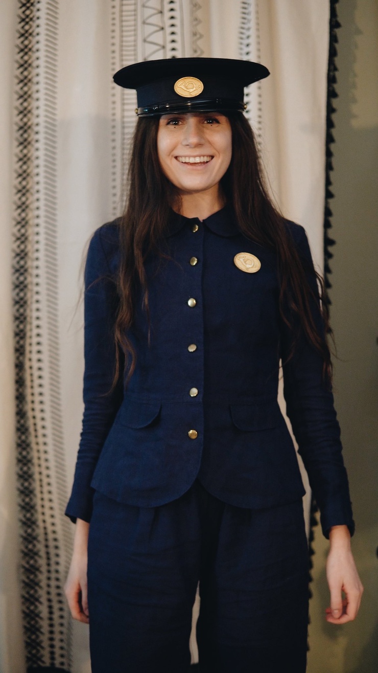 Dodie Clark
