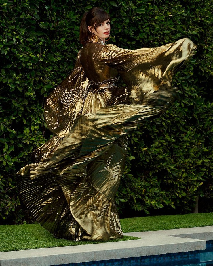 Anne Hathaway Anne Hathaway