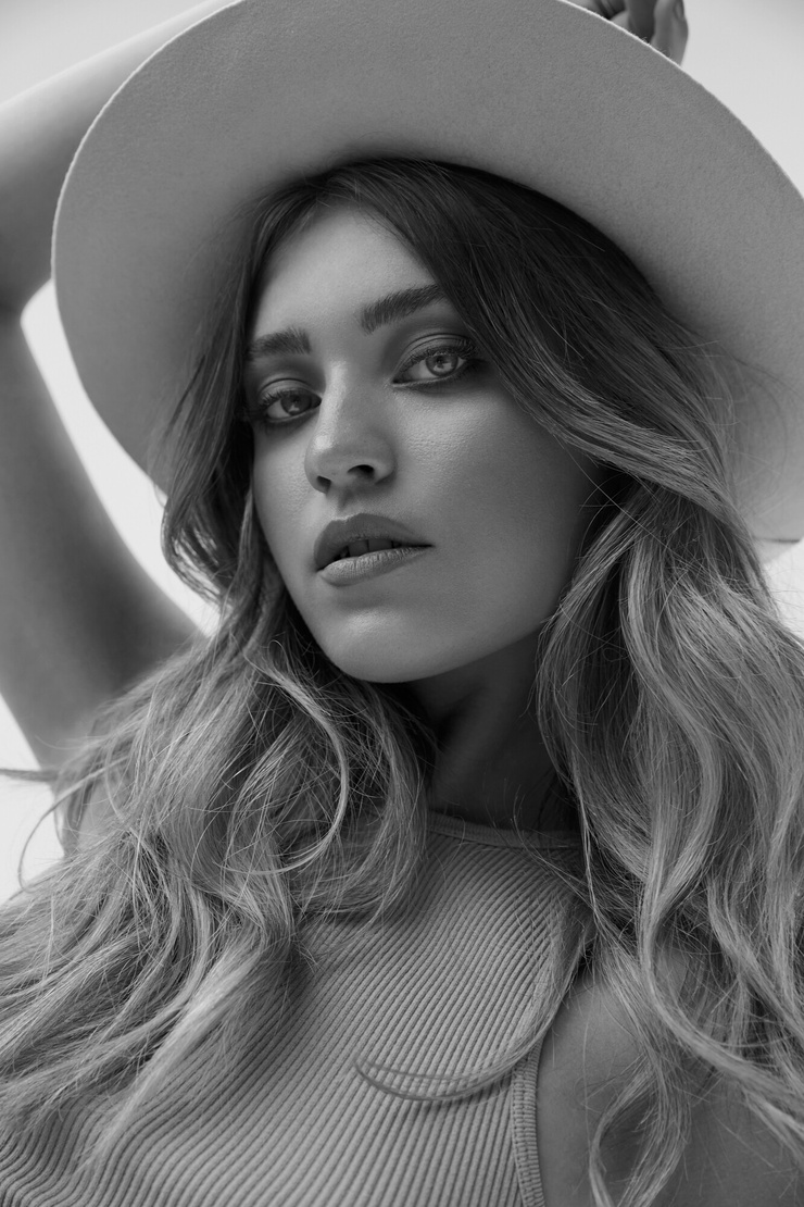 Ellie Jayne