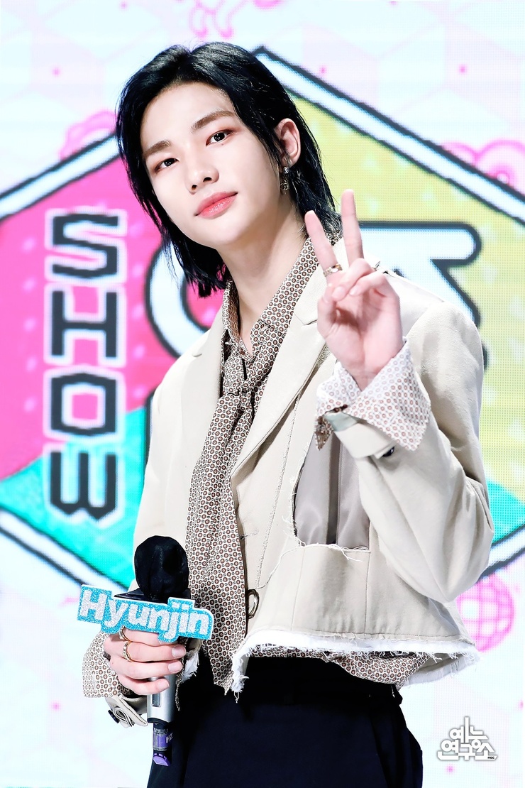 Hyun-Jin Hwang