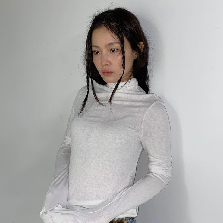Lee Ha Yi