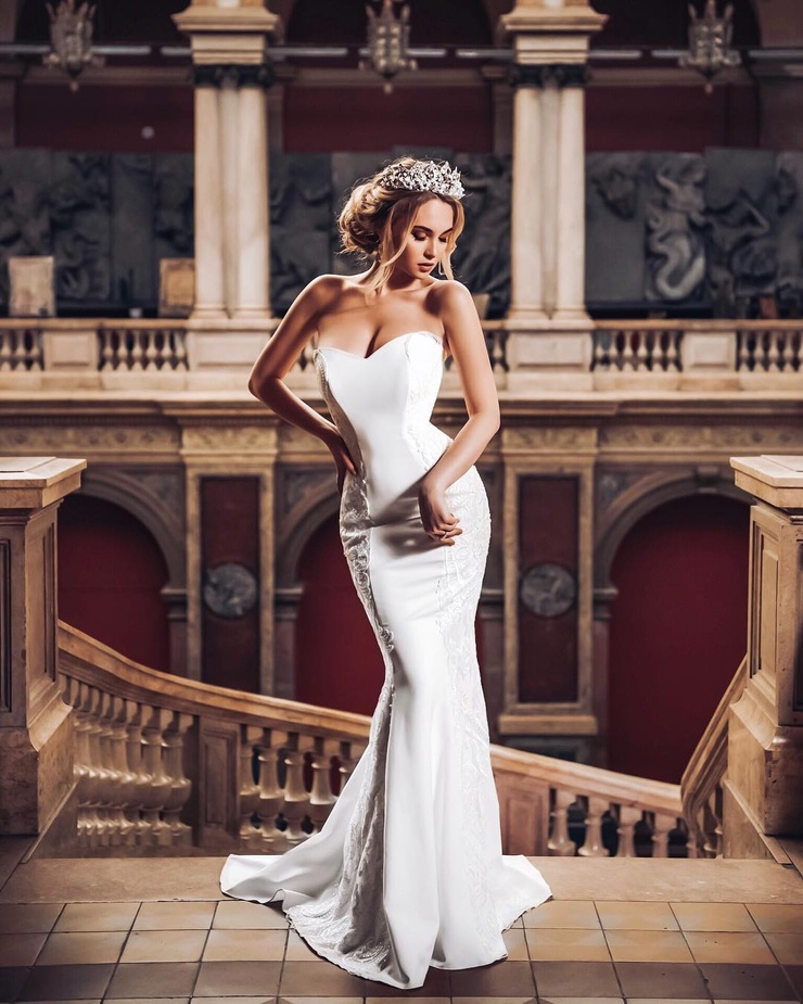 Anna Konic