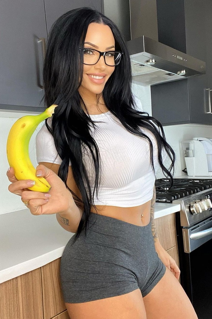 Natasha Noelle Natasha Noelle