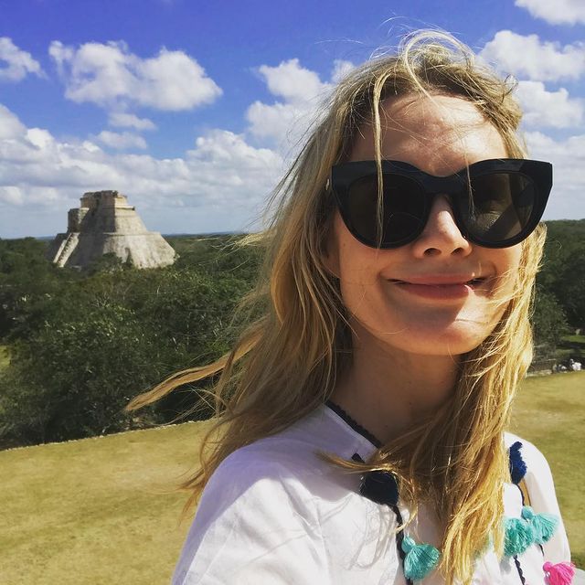 Stephanie March