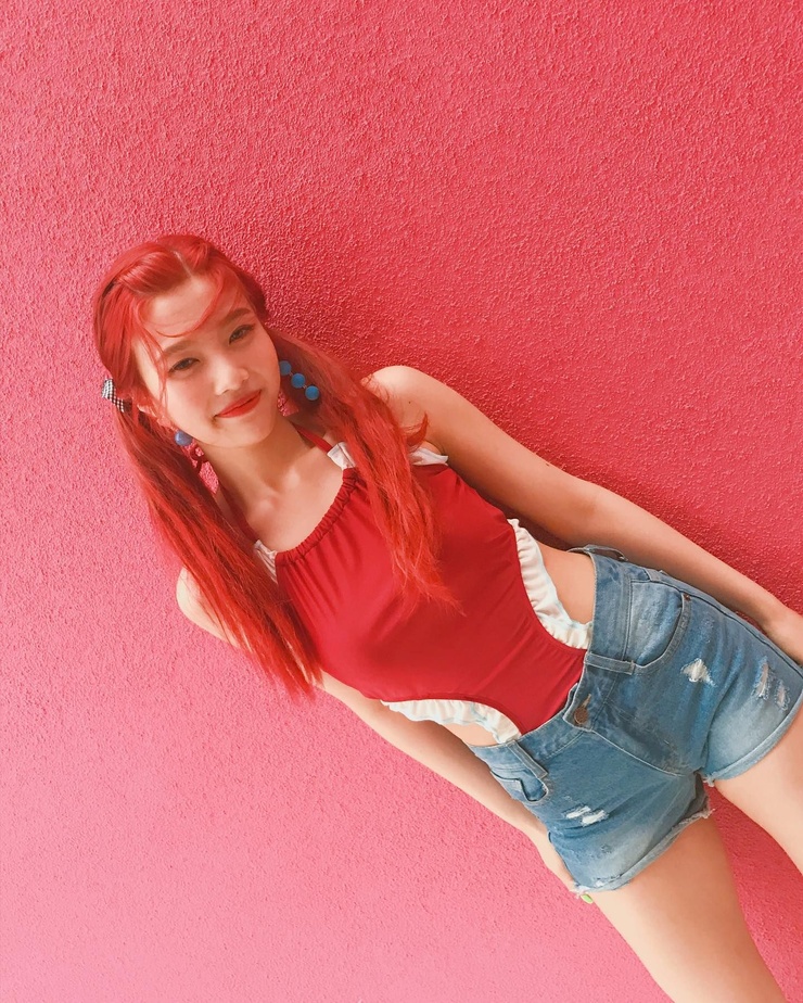 Joy (Park Soo Young)
