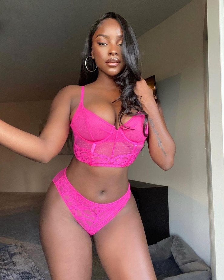 Savannah Perkins
