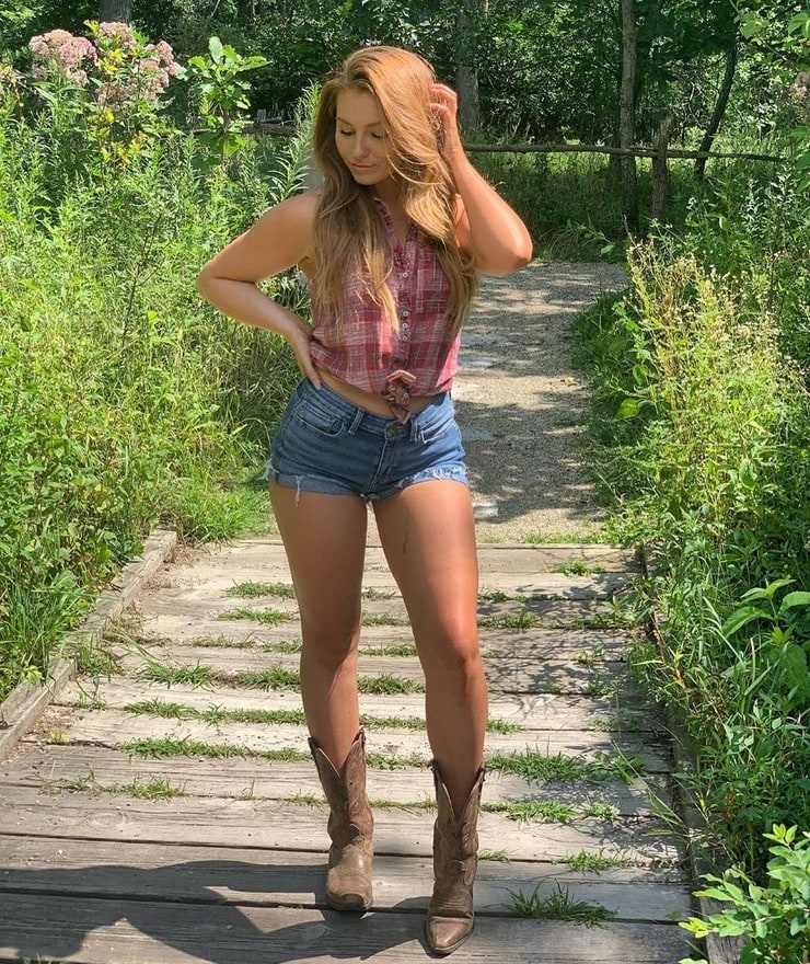 Mara McCoy Mara McCoy