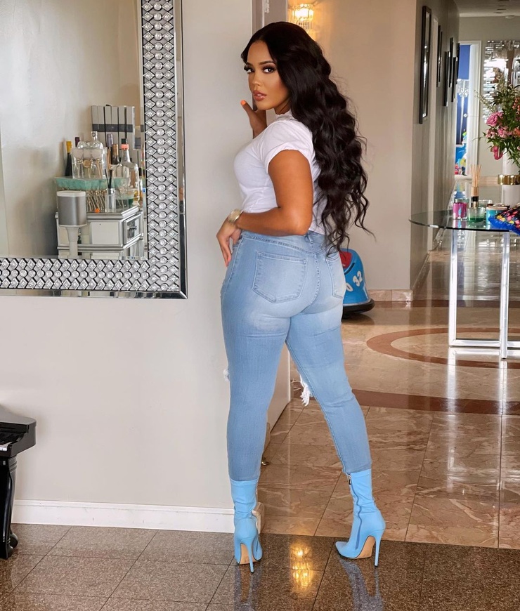 Angela Simmons
