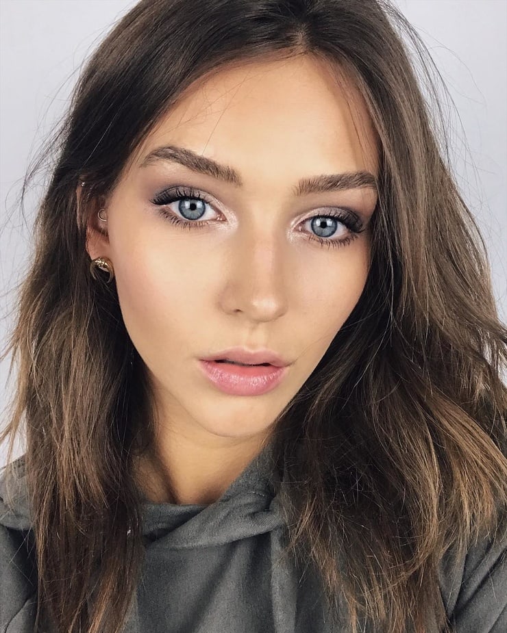 Rachel Cook image