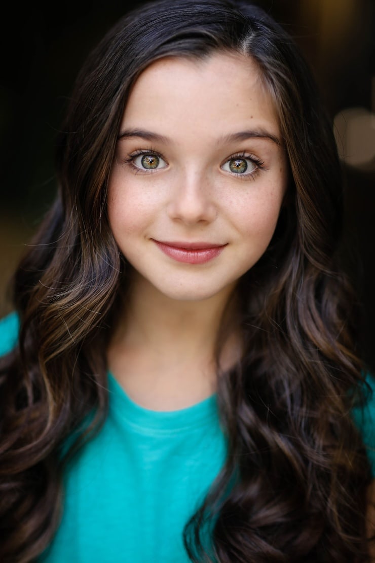 Alexa Nisenson Alexa Nisenson