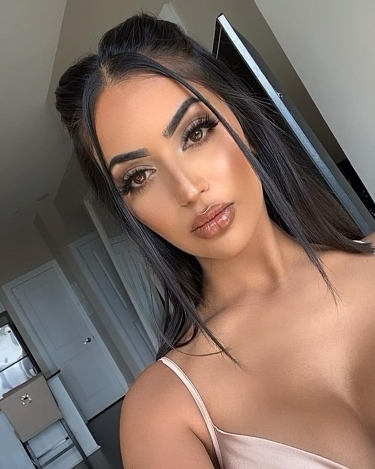Aneeqa Farid Aneeqa Farid