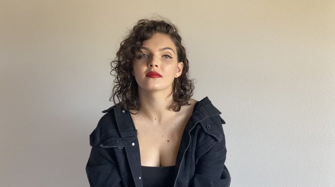 Camren Bicondova