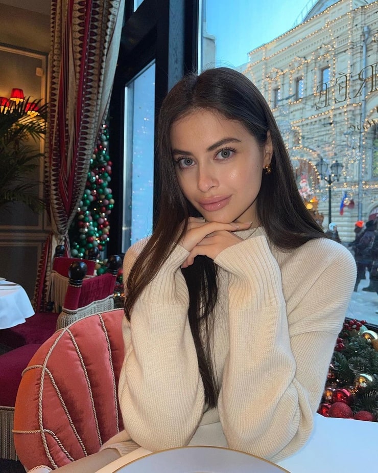 Alina Sabirova