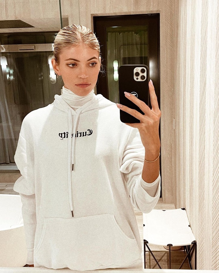 Devon Windsor