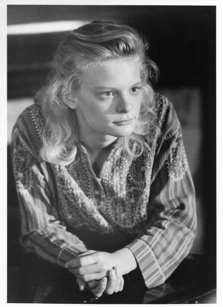 Martha Plimpton