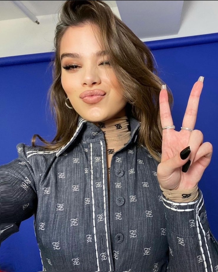 Hailee Steinfeld