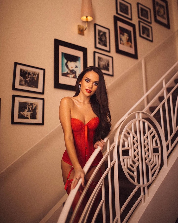 Madison Pettis Madison Pettis