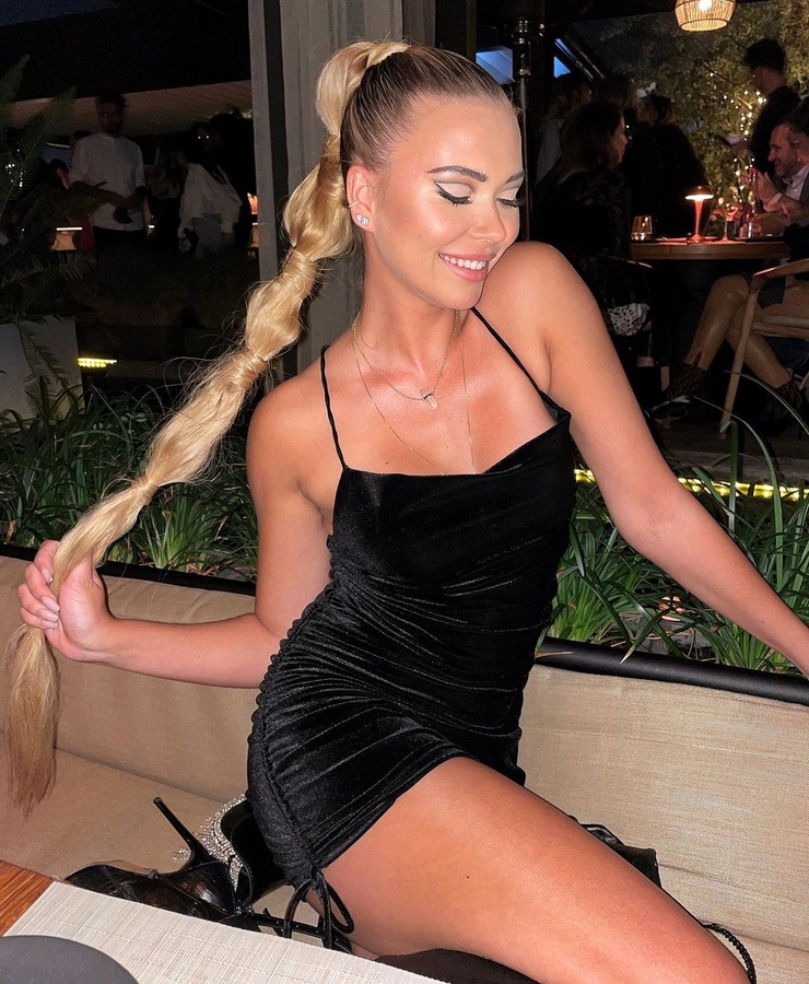 Sandra Kubicka Sandra Kubicka