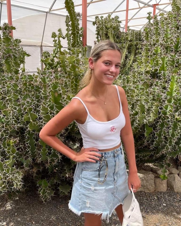 taya brooks