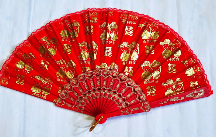 Red & Gold Chinese fan