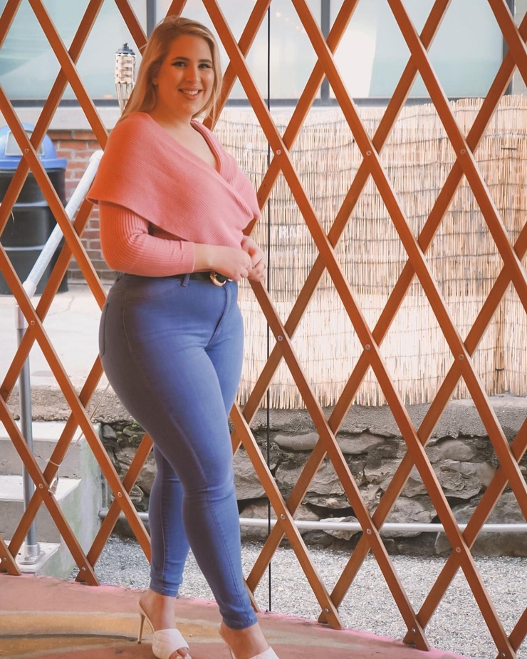 Sophie Turner (Plus Size)