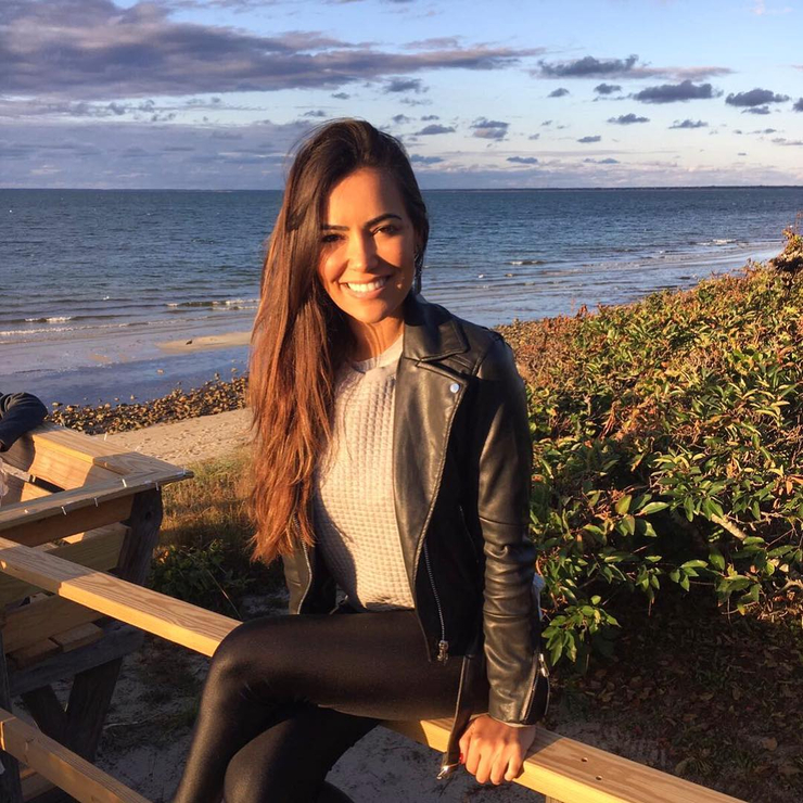 Luciana Andrade Luciana Andrade