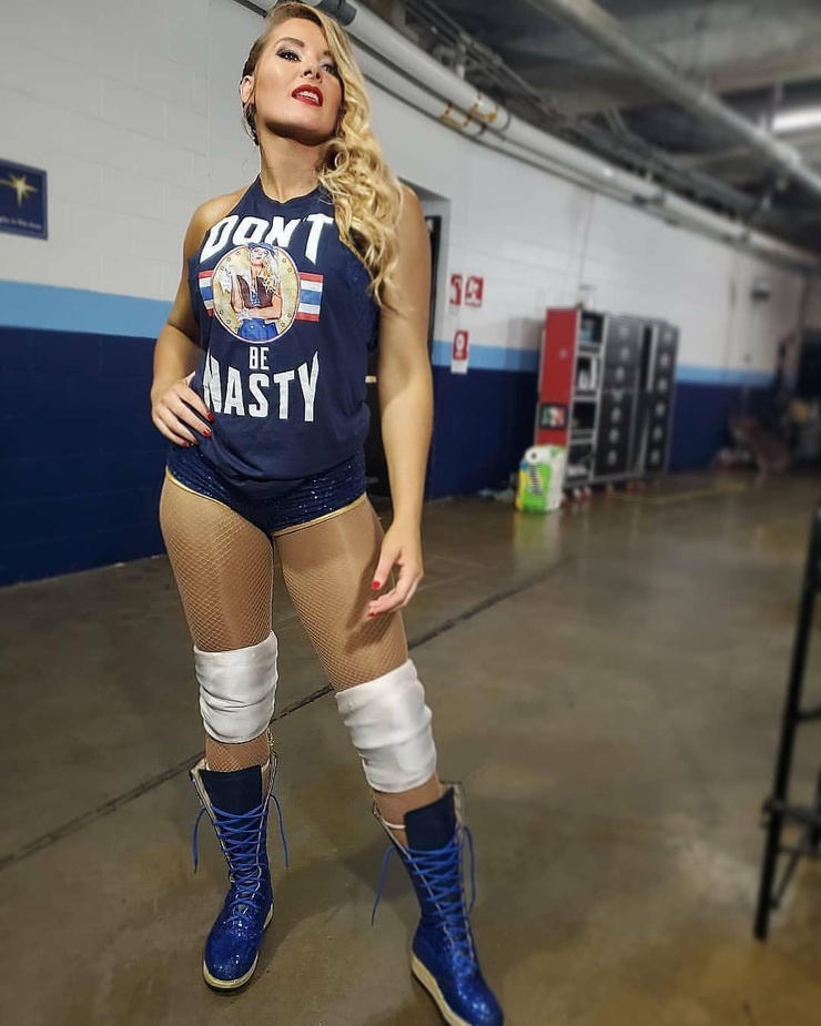 Lacey Evans