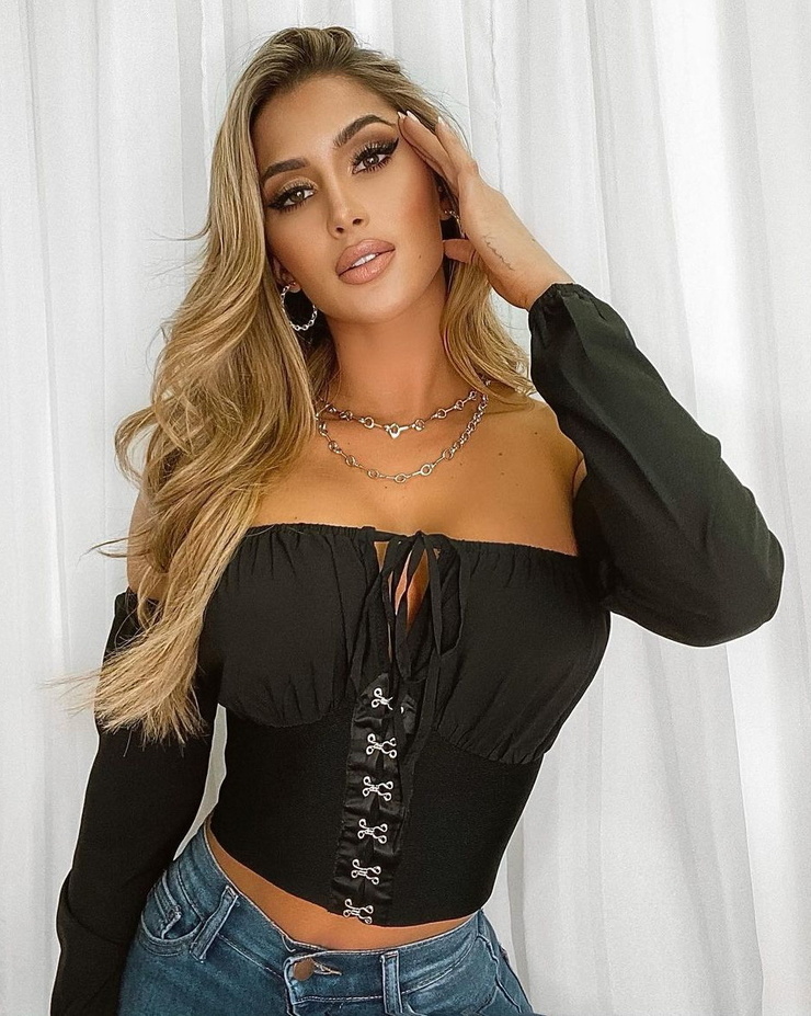 Claudia Sampedro ♏️