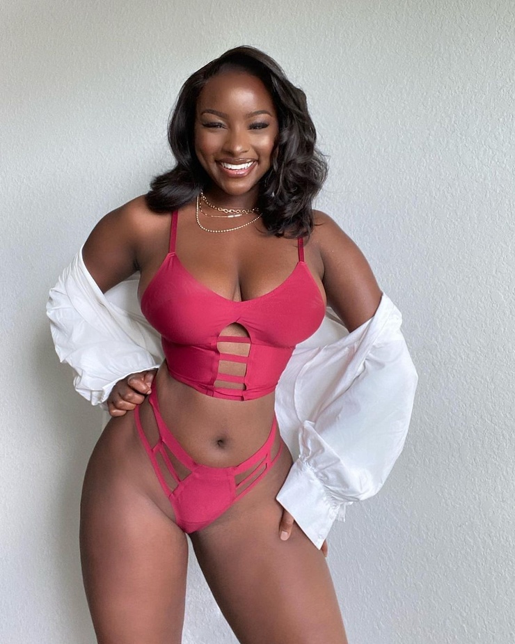 Savannah Perkins