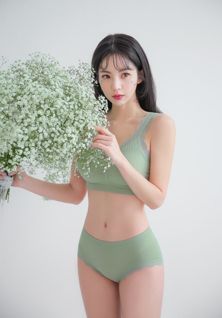Lee Chae Eun Lee Chae Eun