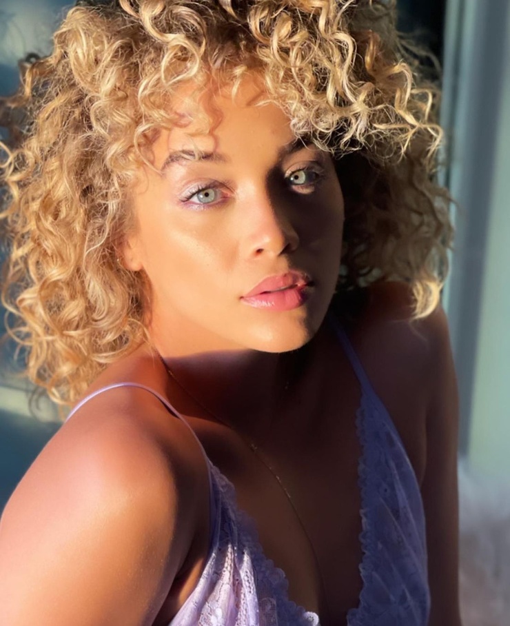 Jasmine Sanders Jasmine Sanders