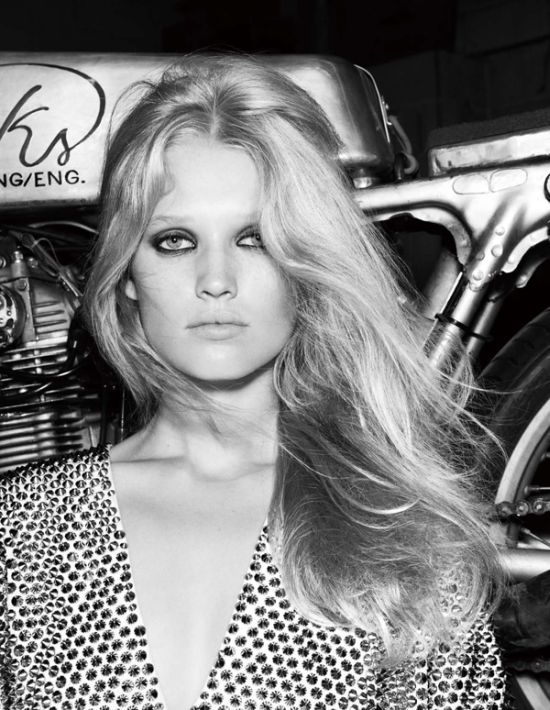 Toni Garrn Toni Garrn