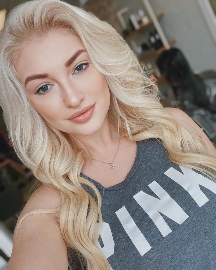 Who Is Anna Faith