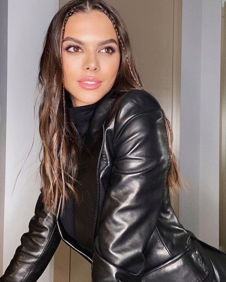 Viki Odintcova Viki Odintcova