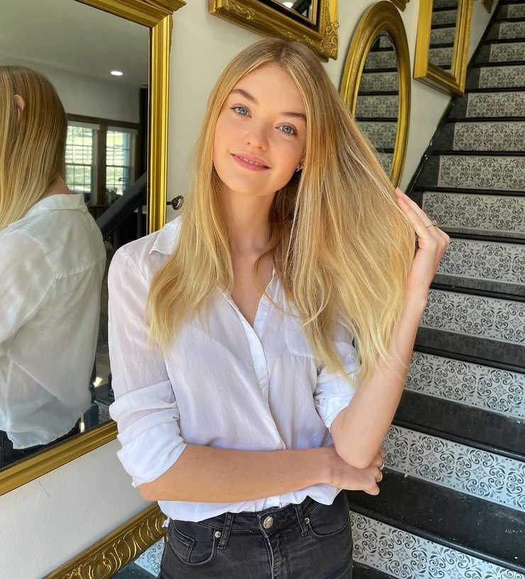 Willow Hand